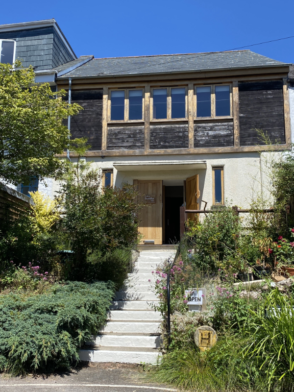 Golden  Buddha Centre